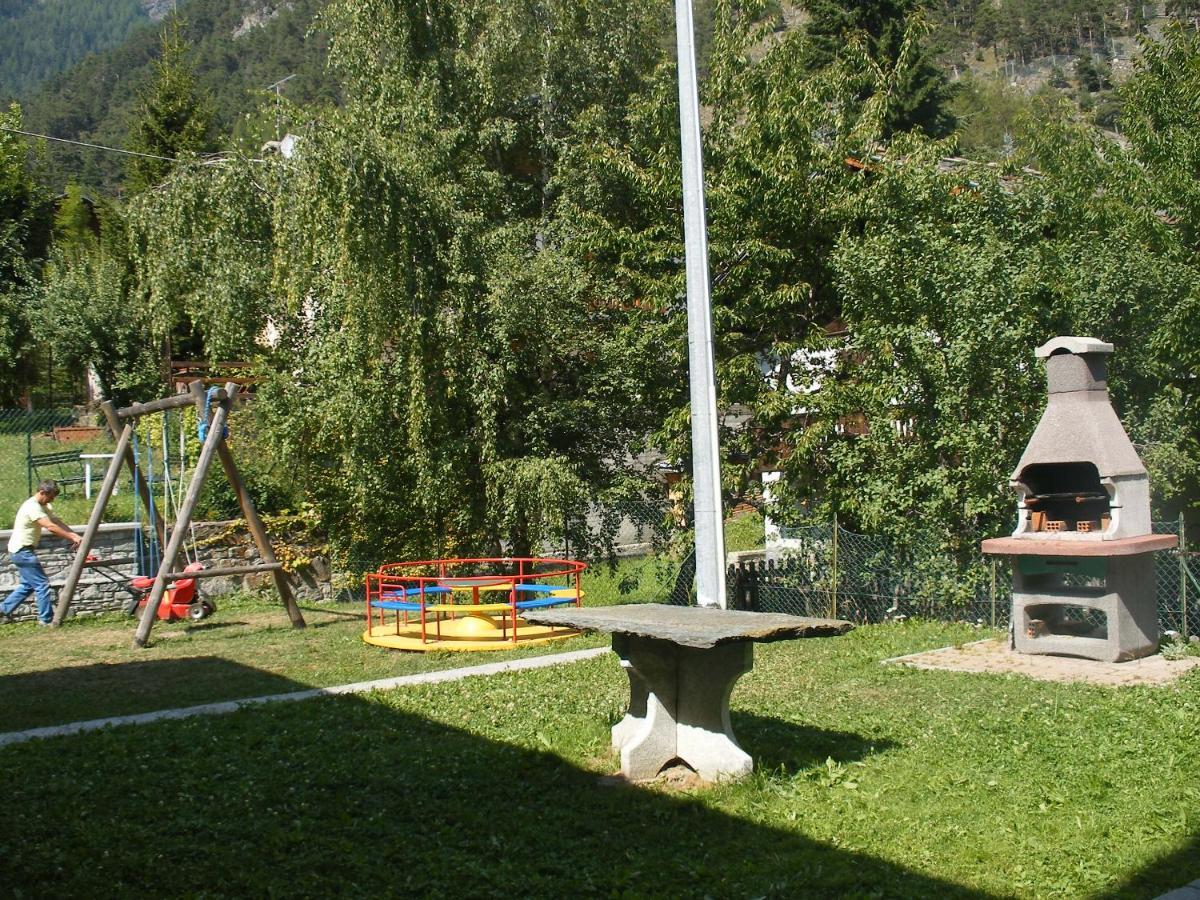Valley Vacanze Brusson Eksteriør billede